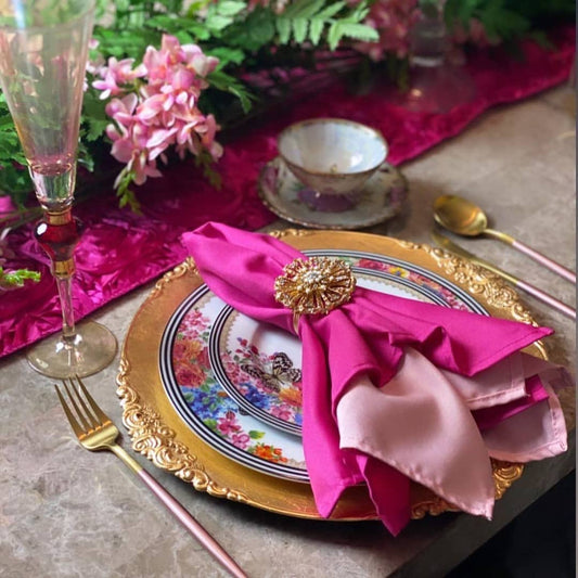 Floral Fantasy: Transform Your Table with a Stunning Spring Tablescape