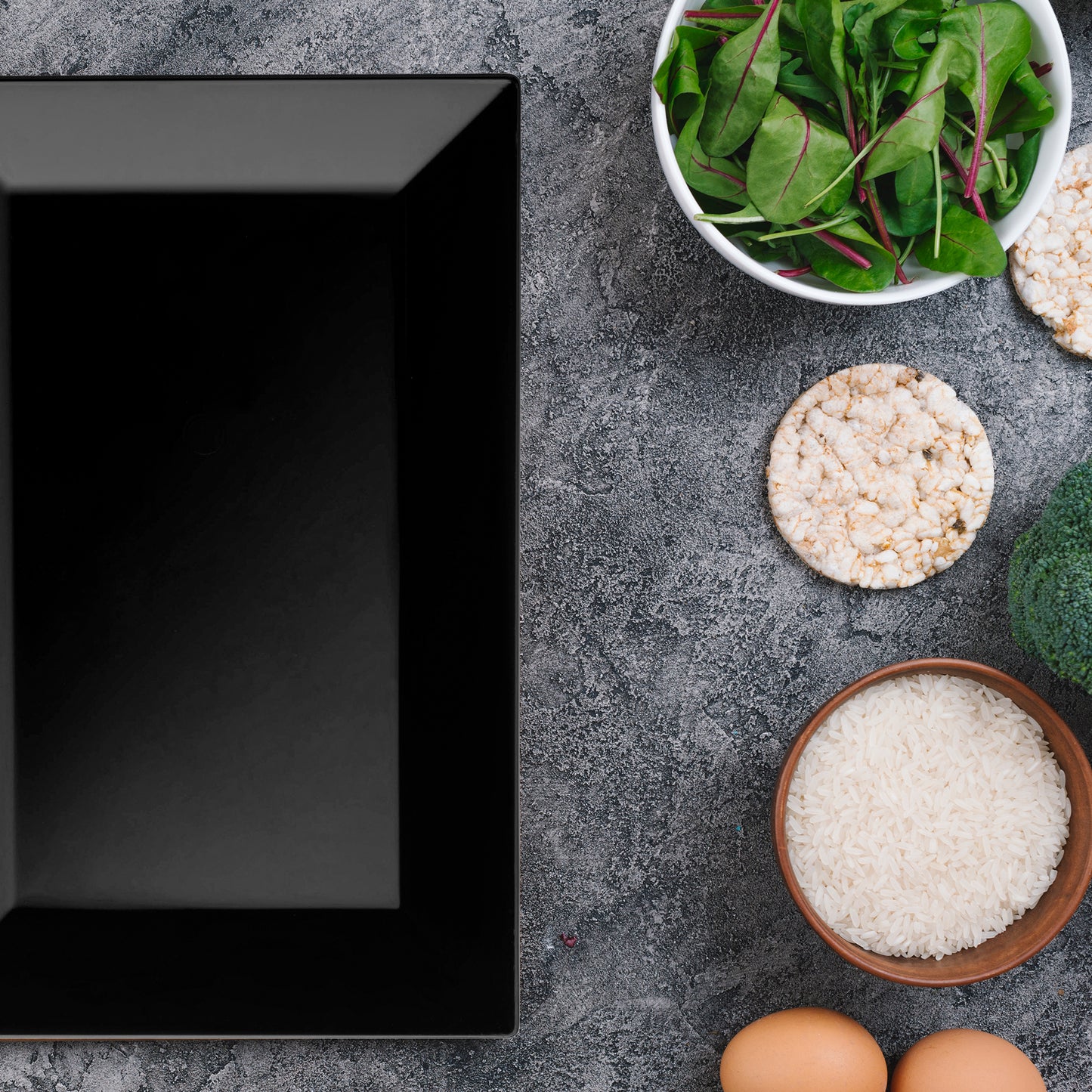 Black Rectangular Disposable Plastic Dessert Plates (5.5" x 8.5")