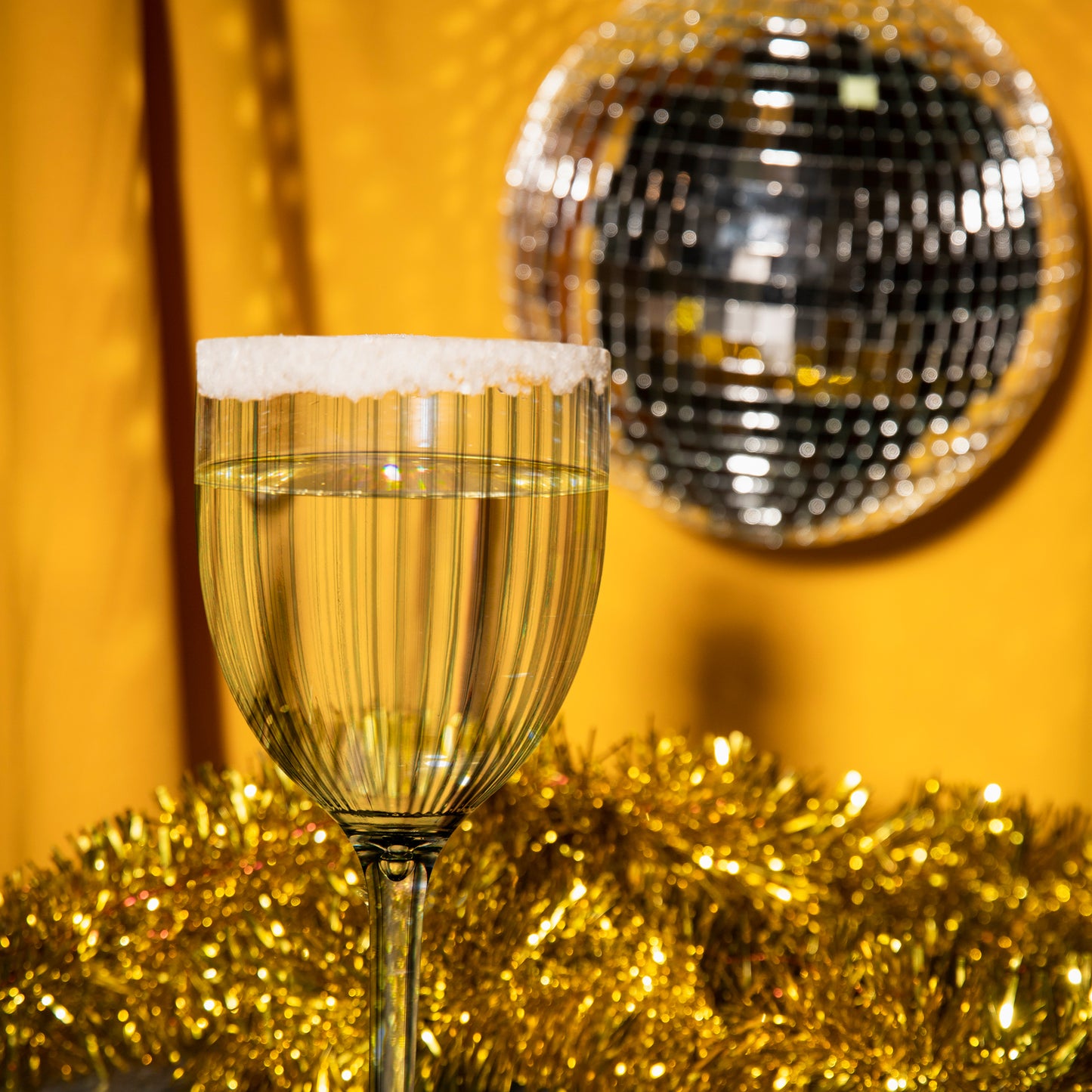 13 oz Clear Ribbed Plastic Wine Glasses