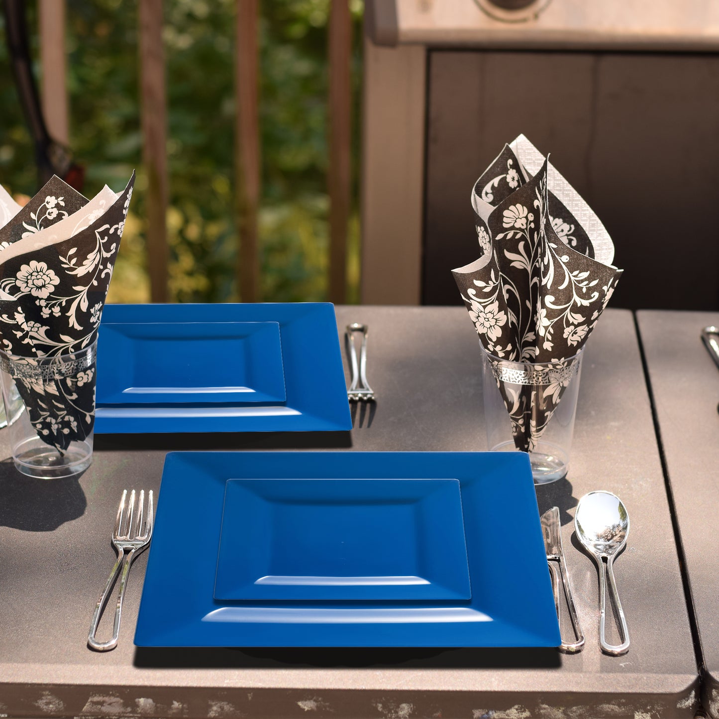 Midnight Blue Square Disposable Plastic Dinner Plates (9.5")