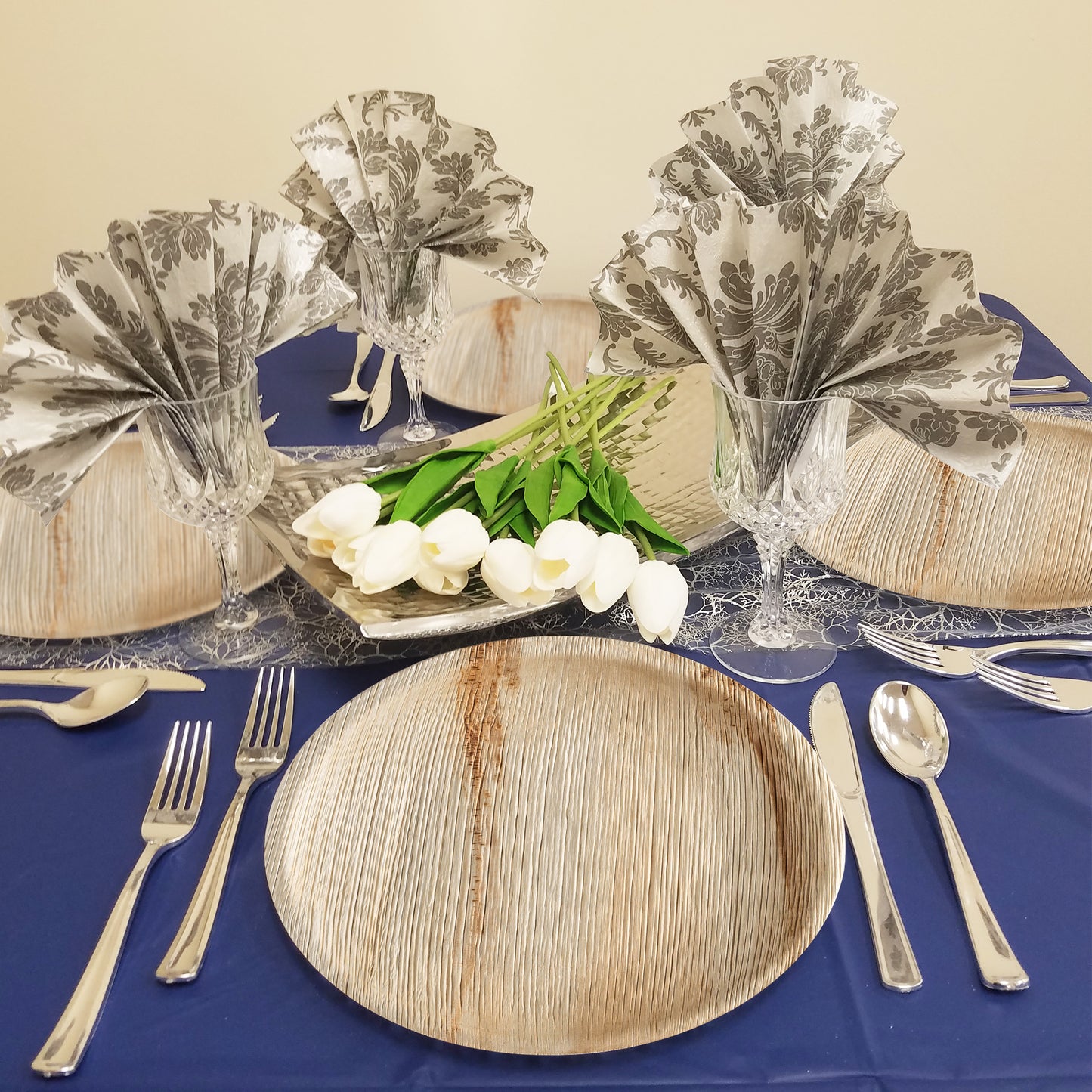Round Palm Leaf Eco Friendly Buffet Plates (9")