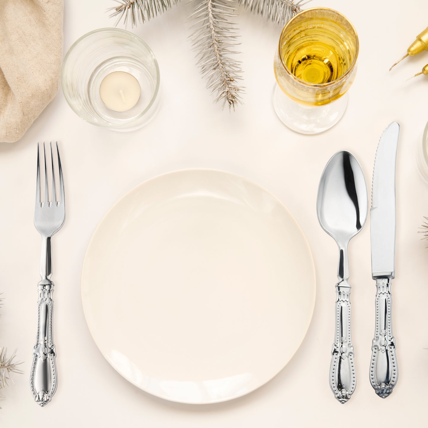 Silver Baroque Plastic Dinner Knives