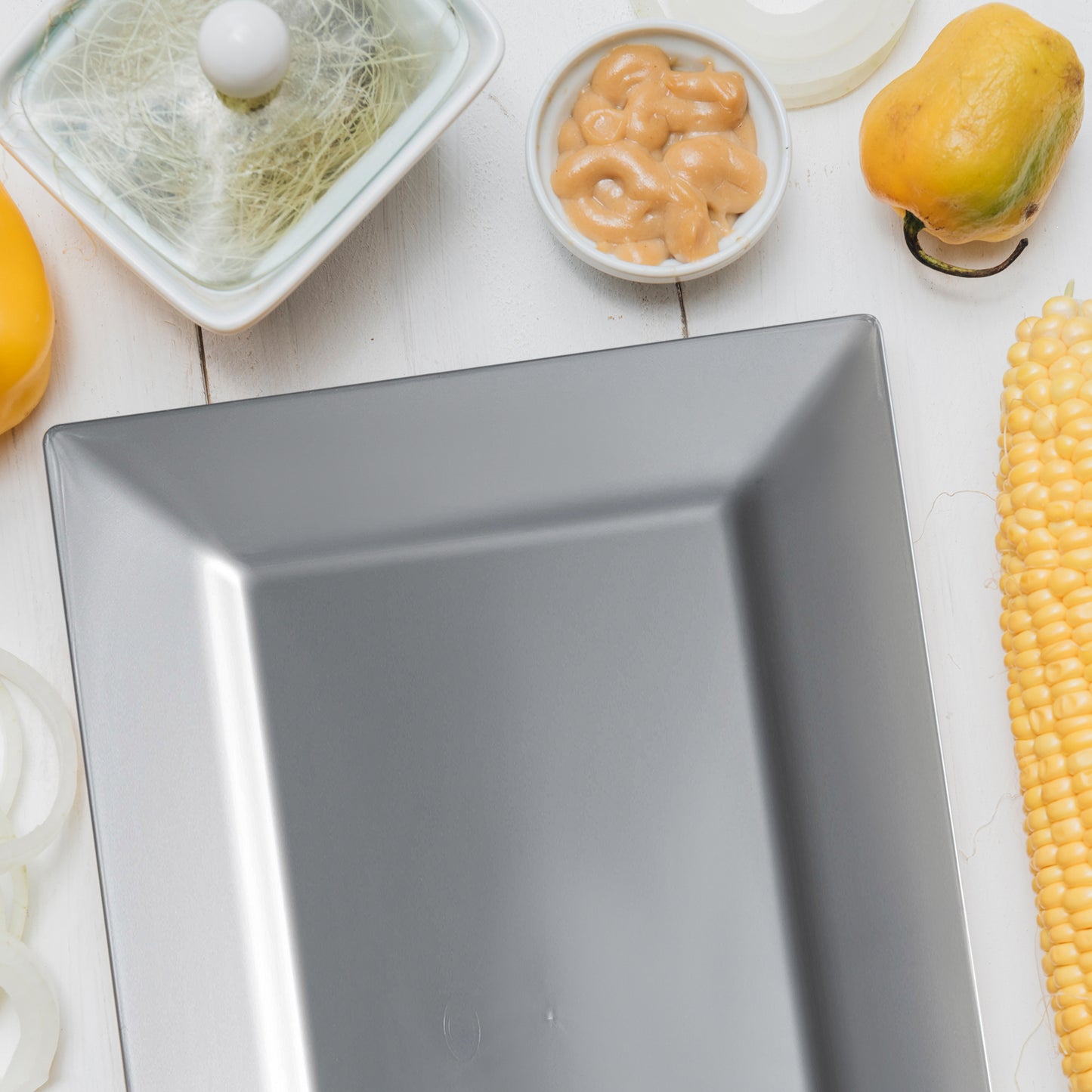 Silver Rectangular Disposable Plastic Dessert Plates (5.5" x 8.5")