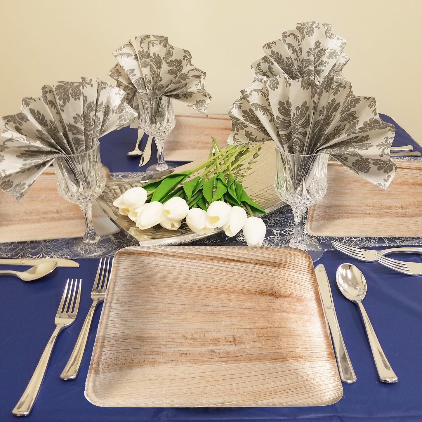 Square Palm Leaf Disposable Eco Friendly Buffet Plates (8")