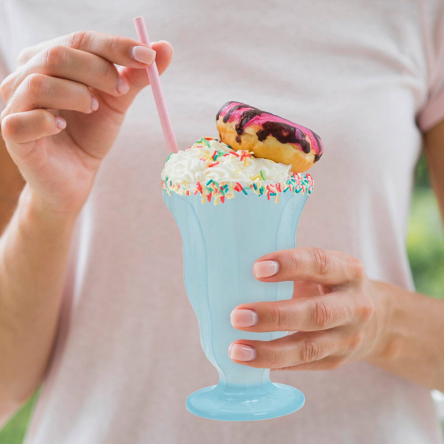 15 oz Transparent Blue Milkshake Plastic Cups