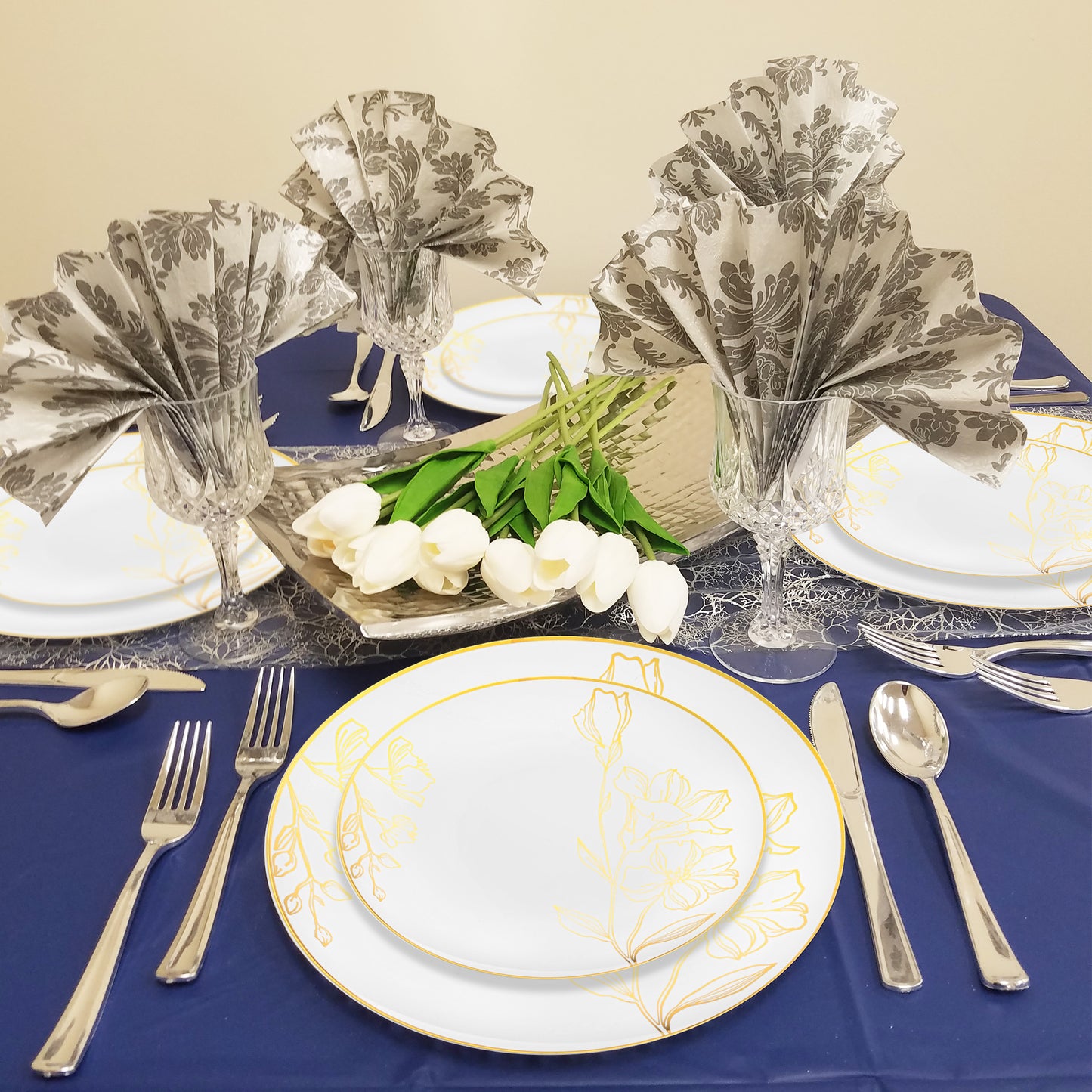 White with Gold Antique Floral Round Plastic Disposable Dinner Plates (10.25")