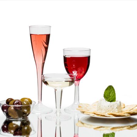 Everything You Should Know to Host a Perfect Cocktail Night