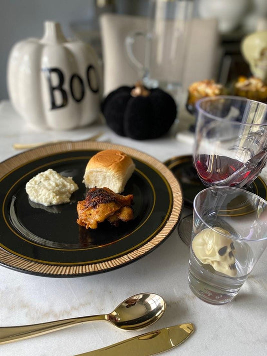 Chic and Creepy: A Fashionista's Guide to Halloween Table Decor