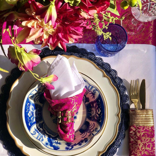 6 Reasons to Use Mismatched Dinnerware in Your Wedding