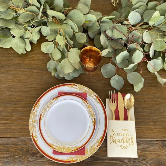 Rustic Elegance: Outdoor Thanksgiving Table Decor Ideas