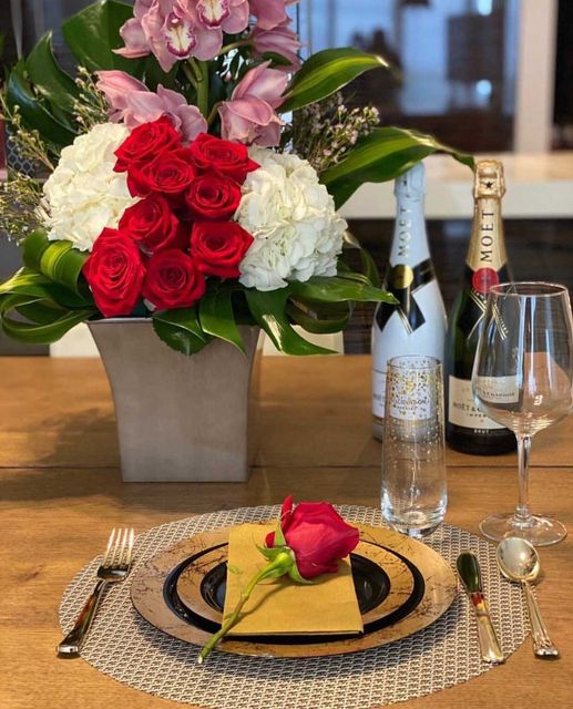 How To Host Your Next Party Like A Professional?