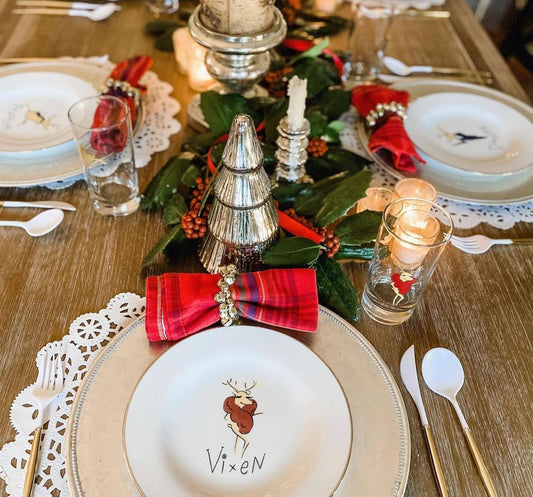 7 DIY Ideas for a Stylish New Year's Eve Party Table
