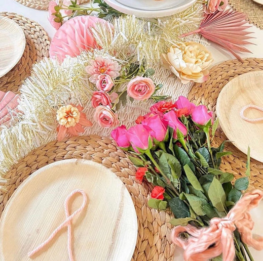How to Set an Eco-Friendly Valentine's Day Table?