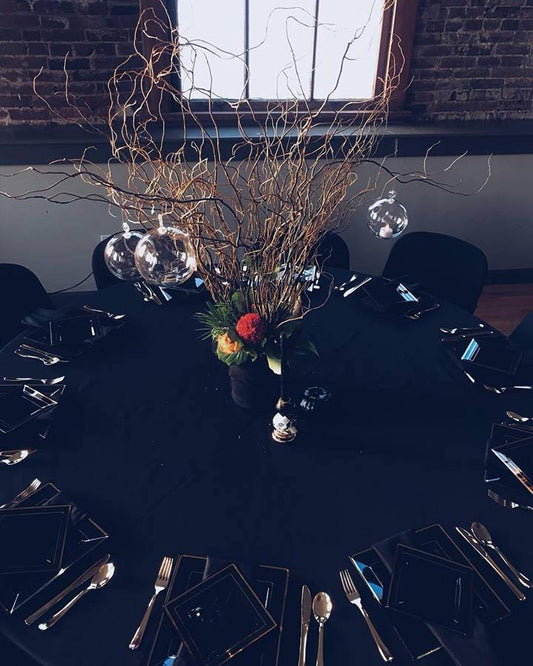 How to Set The Mood for an Amazing Autumn Party?