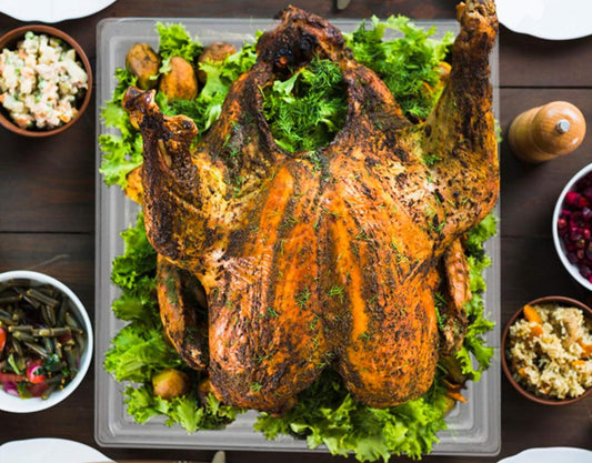 How to Set Up a Thanksgiving Buffet with Disposable Servingware?