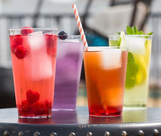 Why Choose Disposable Plastic Drinkware?