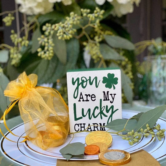 St.Patrick's Day Entertaining: Table Setting Ideas and Inspiration