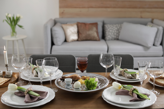 Feasting with Flair: Passover Seder Tablescape Ideas