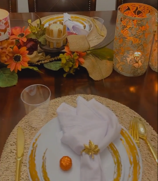 Harvest Elegance: Stylish Thanksgiving Table Decor Ideas
