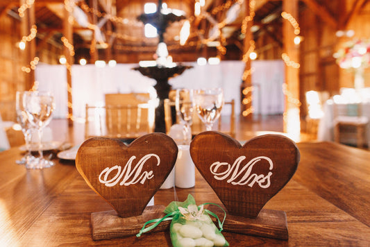 10 Ways to Host an Elegant Barn Wedding