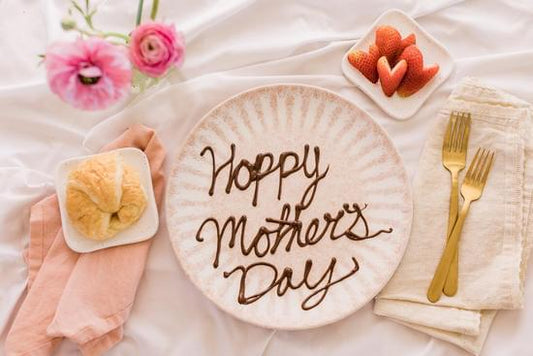 Brunching with Love: Creative Ideas for a Memorable Mother's Day Celebration