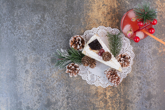 Snowy Sweetness: Irresistible White Winter Cake Creations