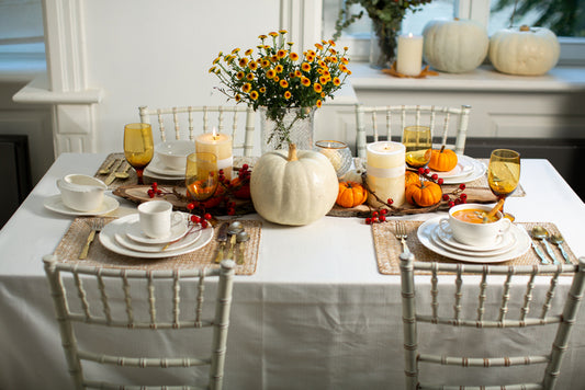 Autumn's Embrace: Explore the Best Autumn Tablescape Looks for a Cozy Gathering