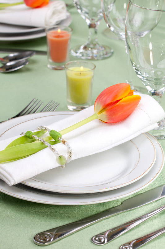 Spring Entertaining Made Simple: Designing Your Dream Party Tablescape