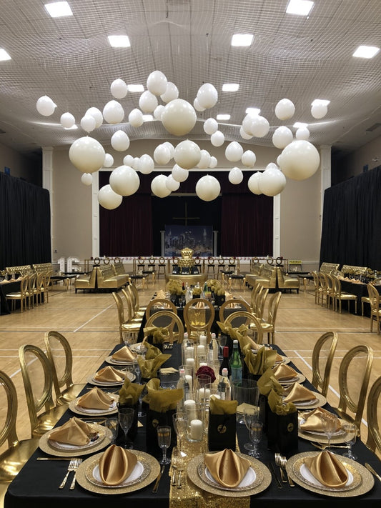 Disposable Dinnerware vs. Traditional Tableware: Which is Best for Your Large Event?