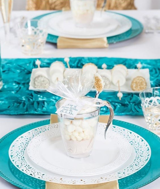 What Do You Put in Wedding Favor Jars?