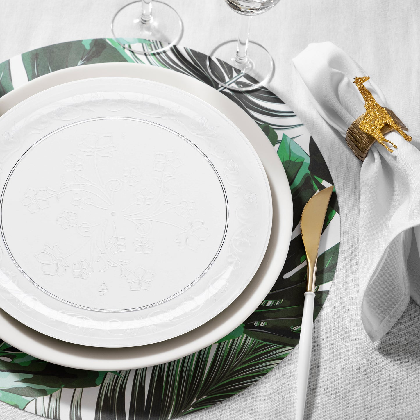 Clear Floral Round Plastic Buffet Plates (9")