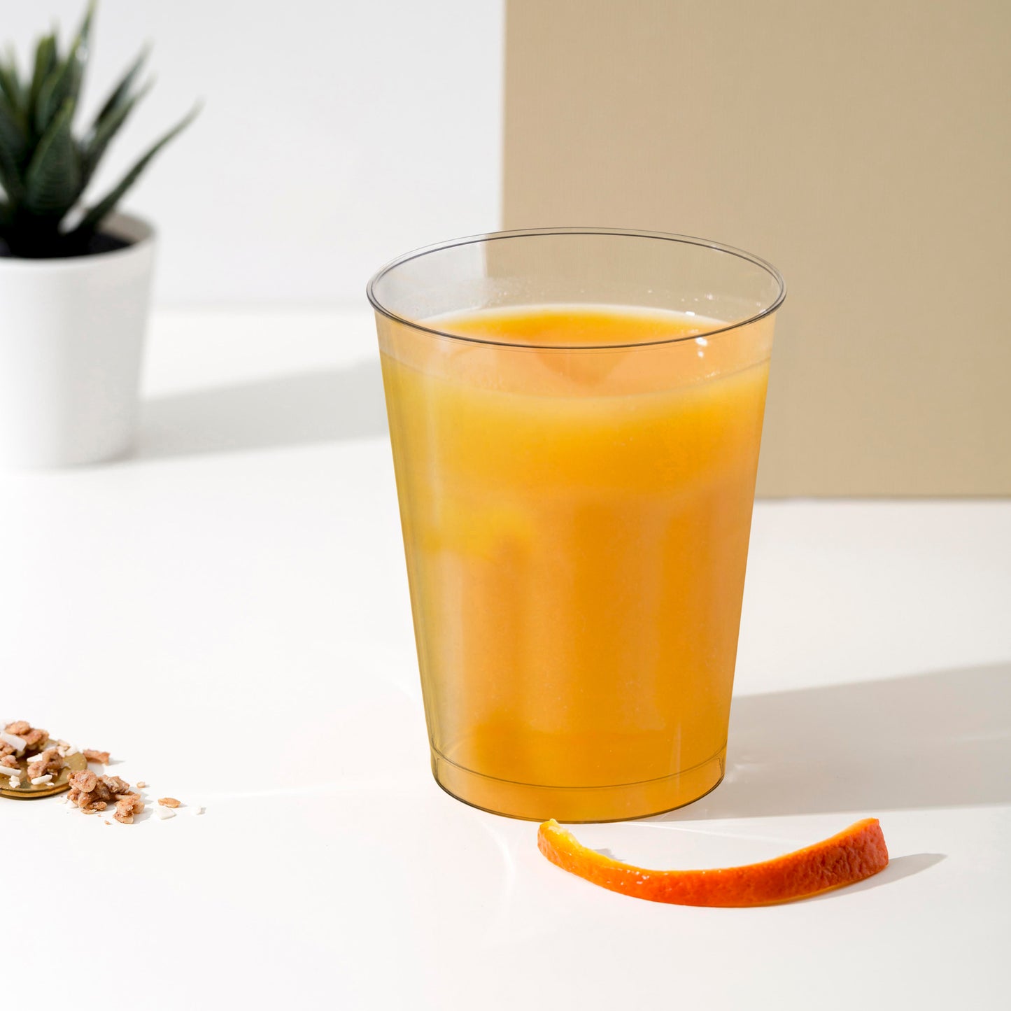 10 oz. Clear Round Disposable Plastic Cups