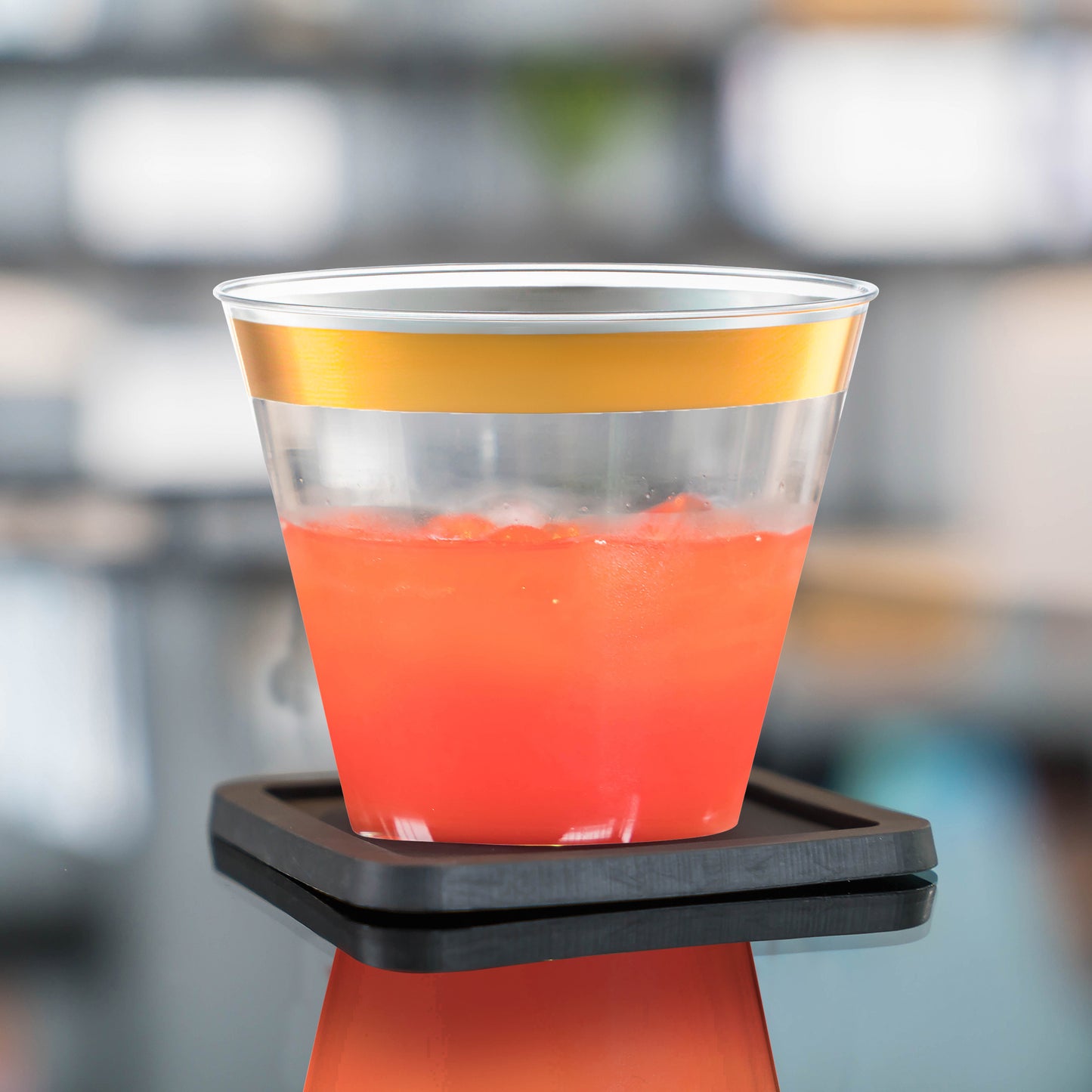 9 oz. Clear with Gold Rim Round Disposable Plastic Cups