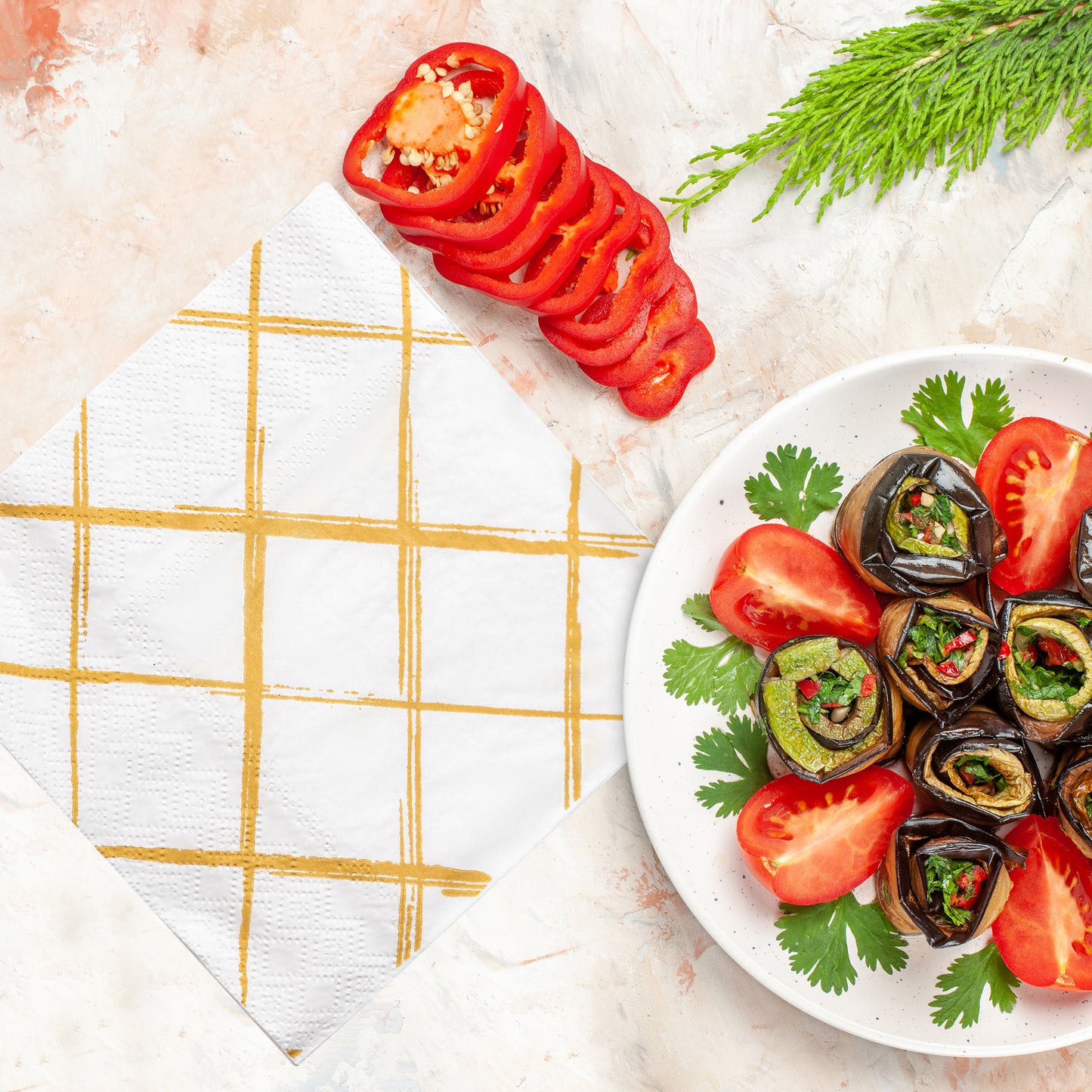 White with Gold Diamond Disposable Paper Beverage/Cocktail Napkins