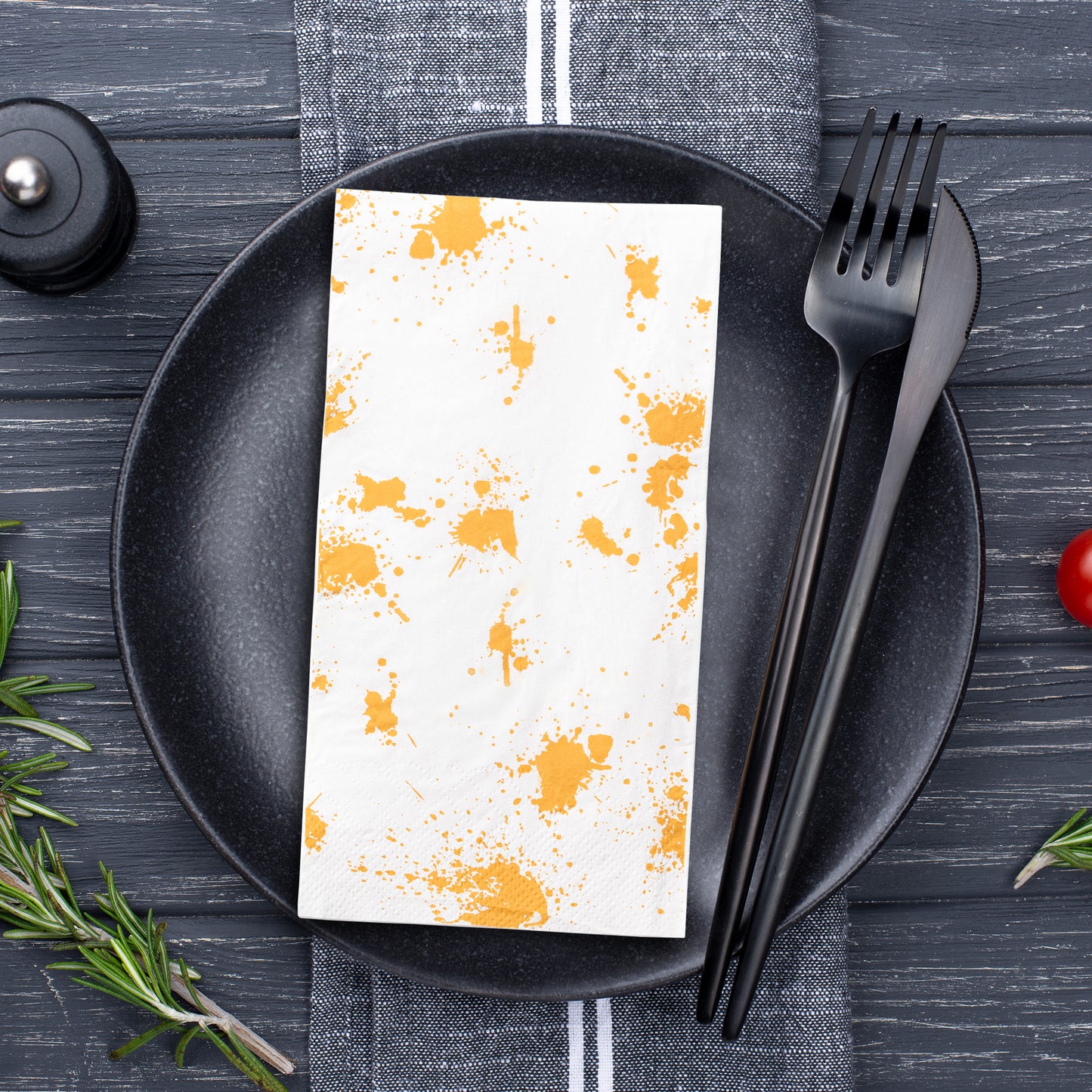 White with Gold Paint Splatter Disposable Paper Dinner Napkins