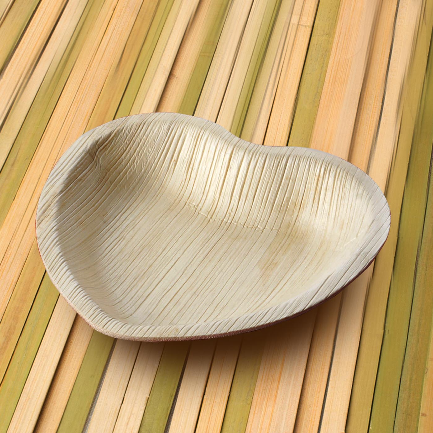 Heart Natural Palm Leaf Eco-Friendly Disposable Salad Plates (6")