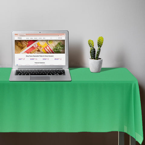Hunter Green Rectangular Plastic Tablecloths (54