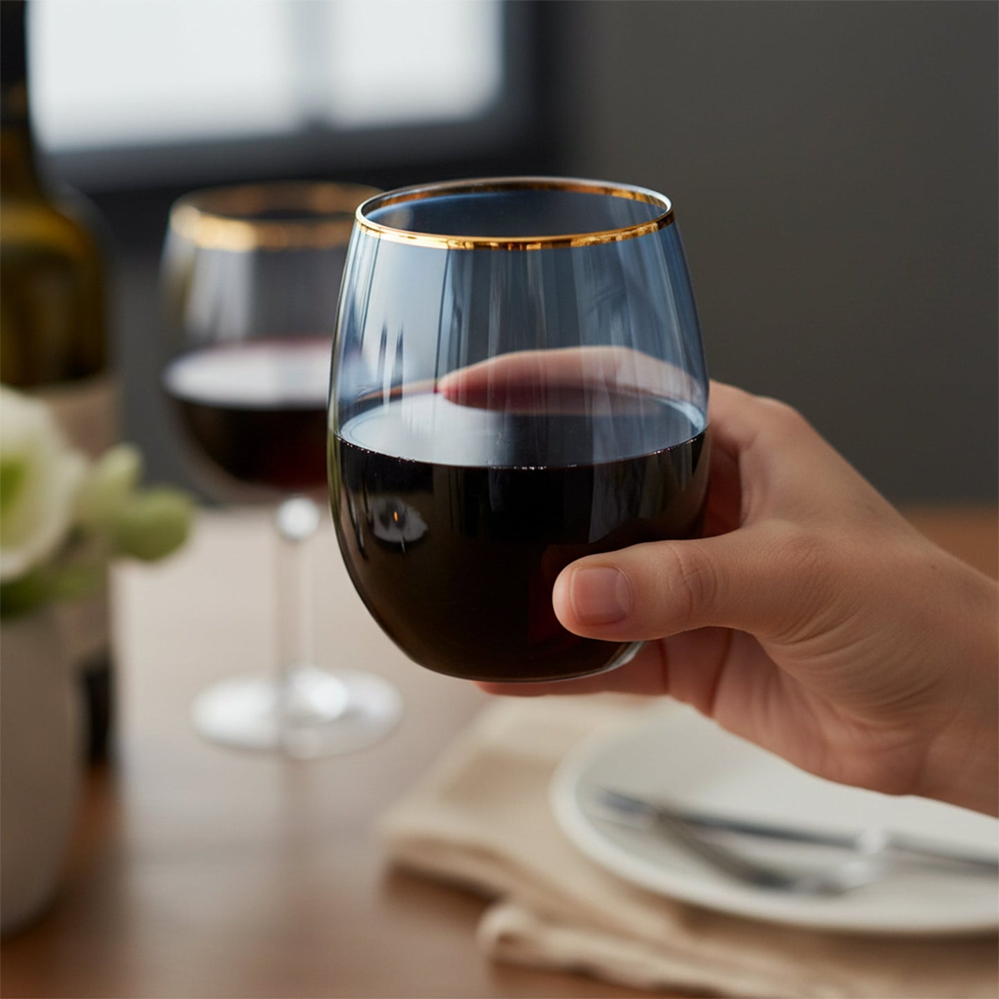 12 oz Clear Blue with Gold Elegant Stemless Plastic Wine Glasses