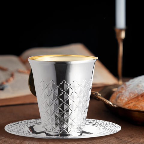 Shiny Aluminum Silver Round Plastic Saucers and Kiddush Cup Value Set