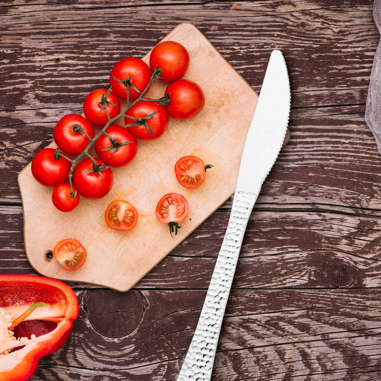 Shiny Metallic Silver Hammered Disposable Plastic Knives