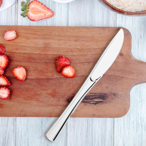 Shiny Metallic Silver Disposable Plastic Knives