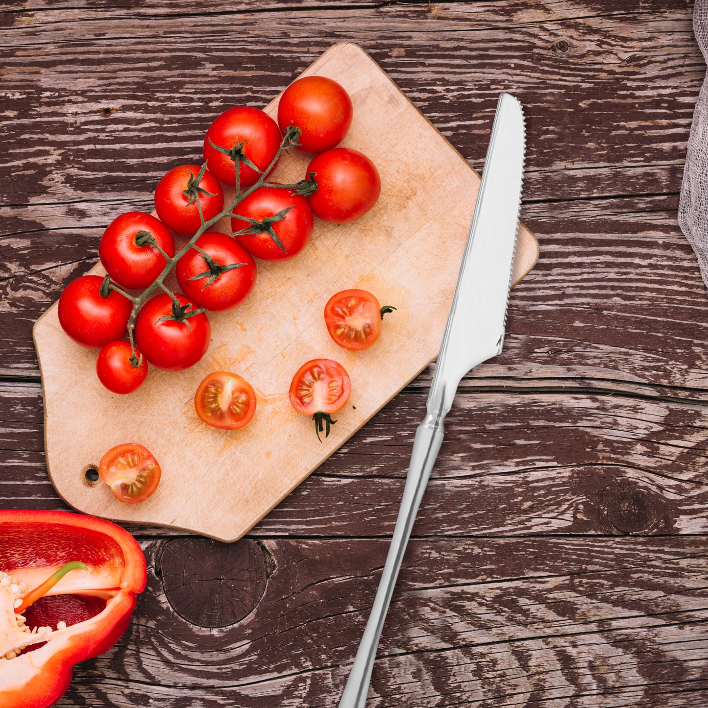 Shiny Metallic Silver Moderno Disposable Plastic Dinner Knives