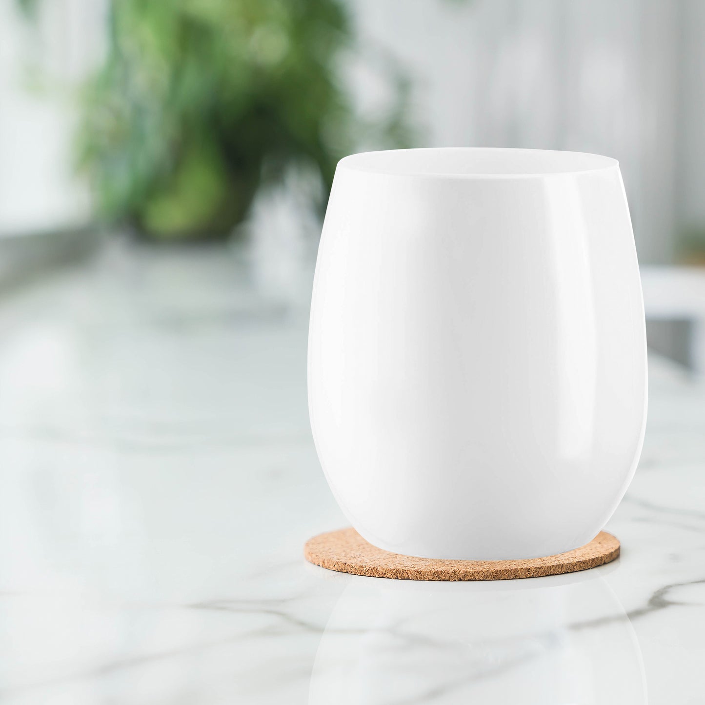 12 oz. White Elegant Stemless Disposable Plastic Wine Glasses