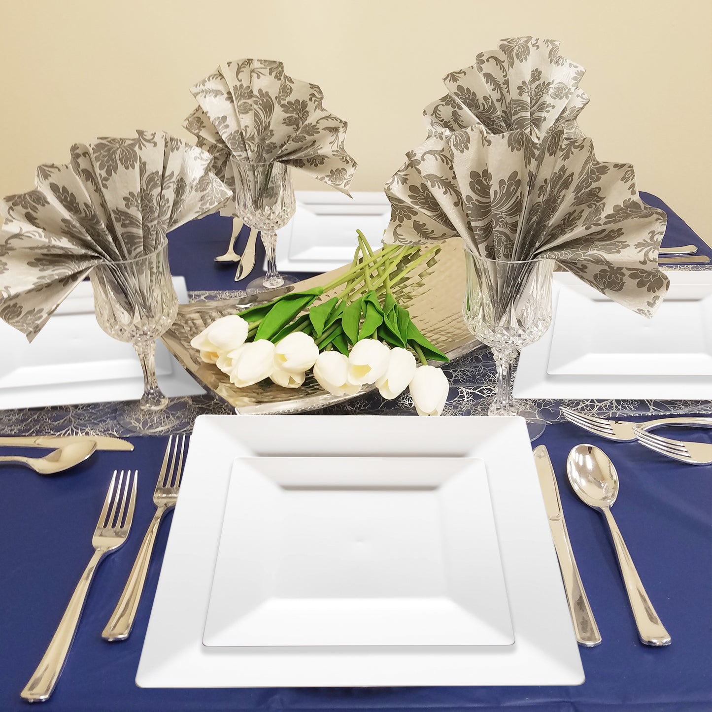 White Square Disposable Plastic Pastry Plates (4.5")
