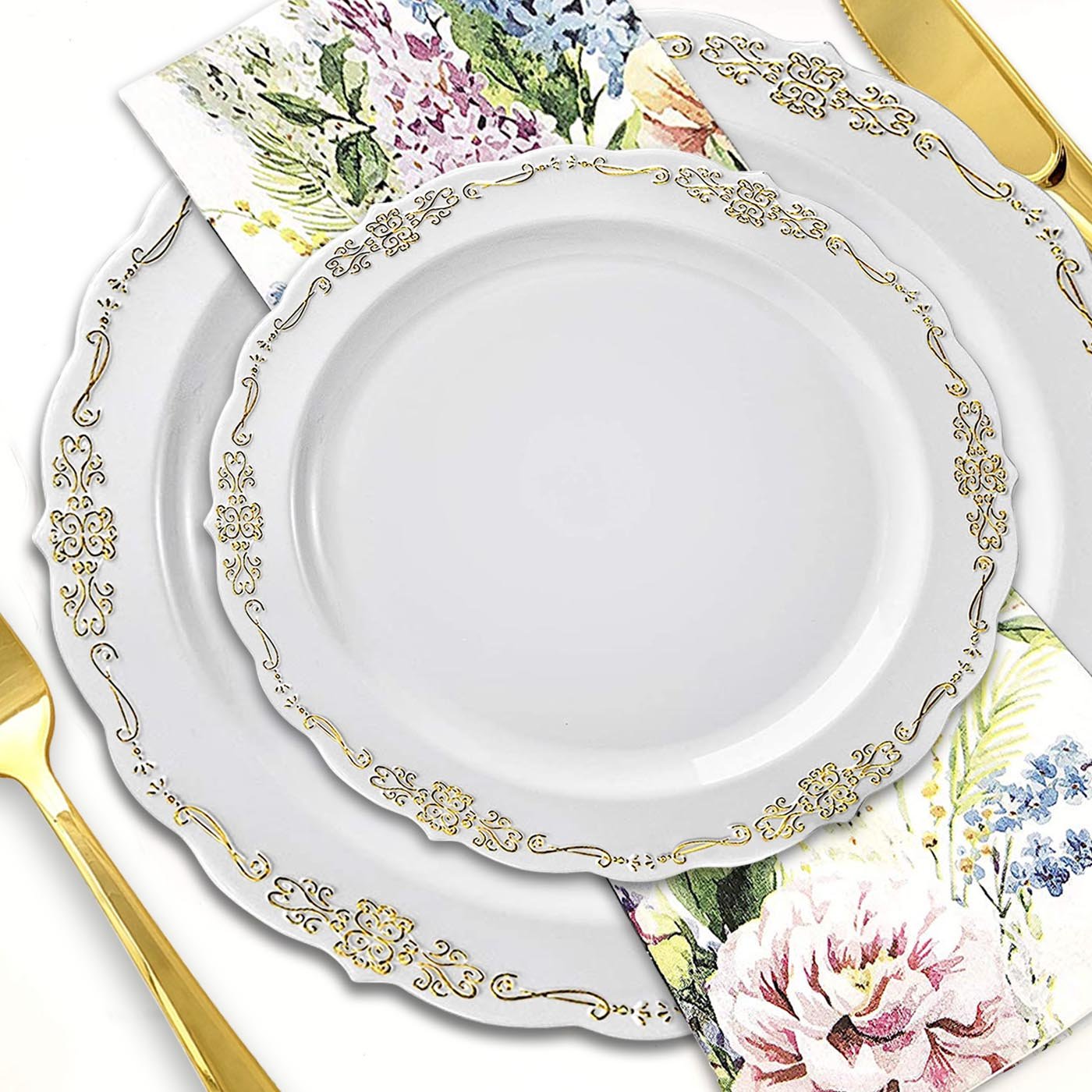 White with Gold Vintage Round Plastic Disposable Dinner Plates (10")