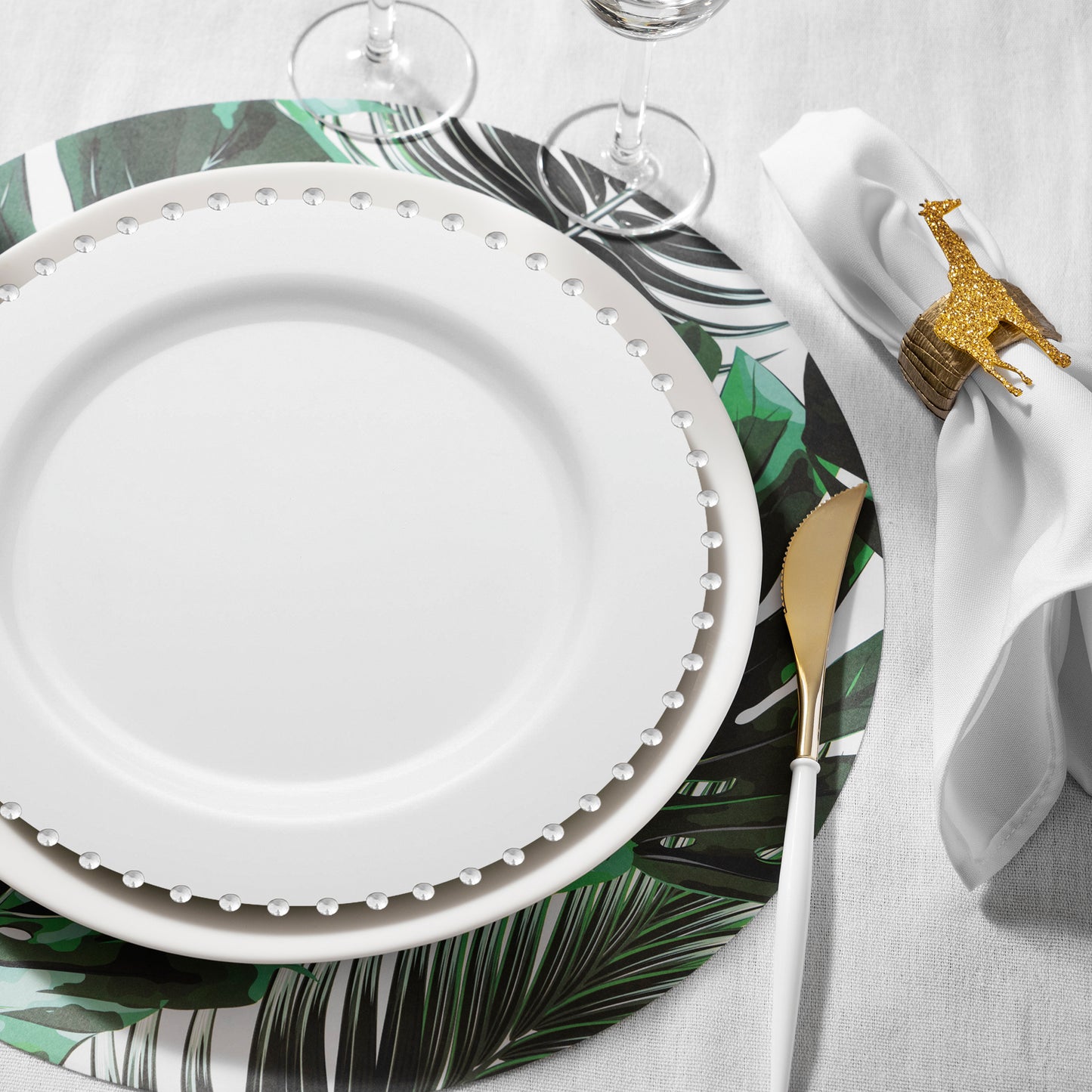 White with Silver Pearl String Round Plastic Salad Plates (7”)