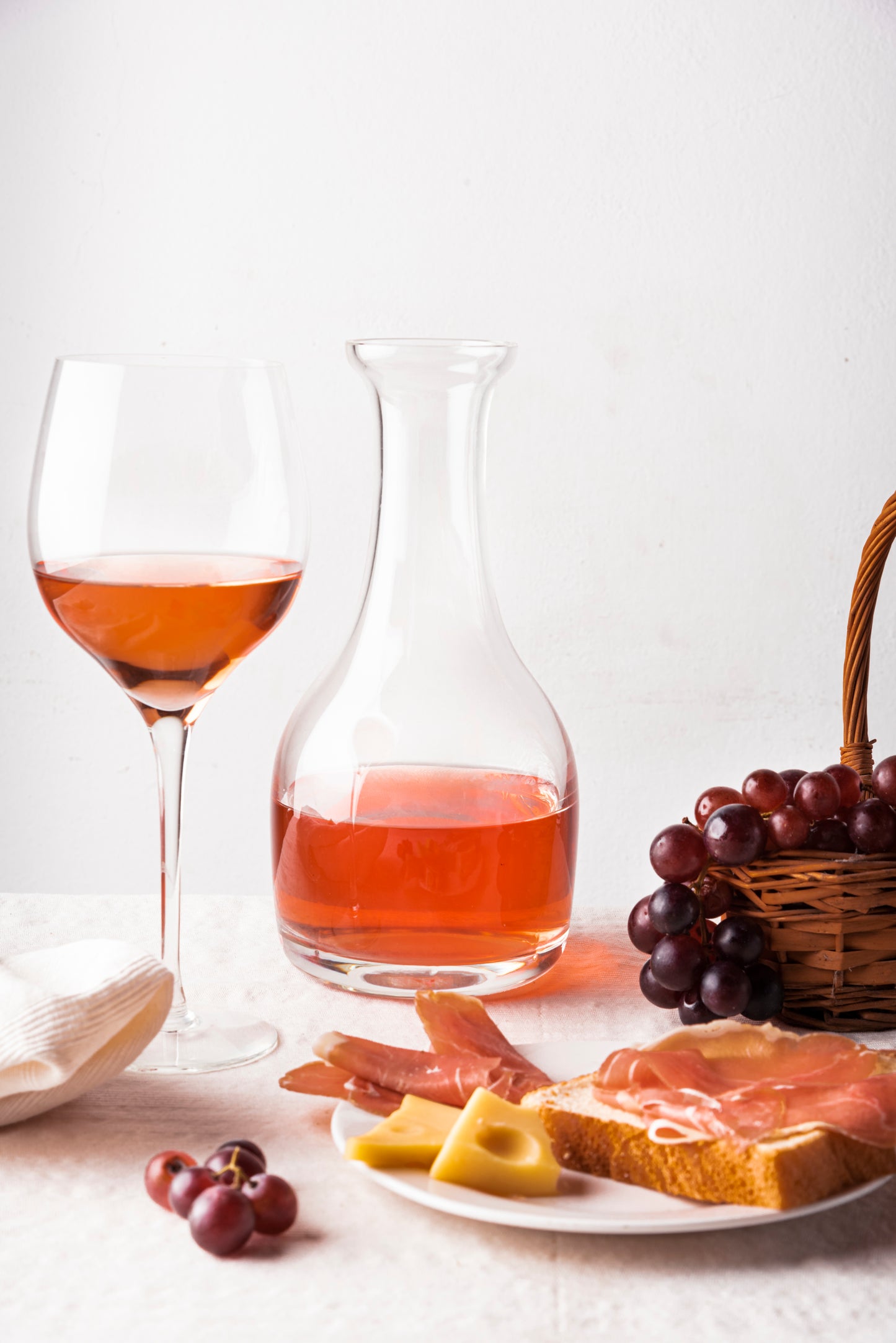 2 oz. Clear Round Disposable Plastic Mini Wine Glasses